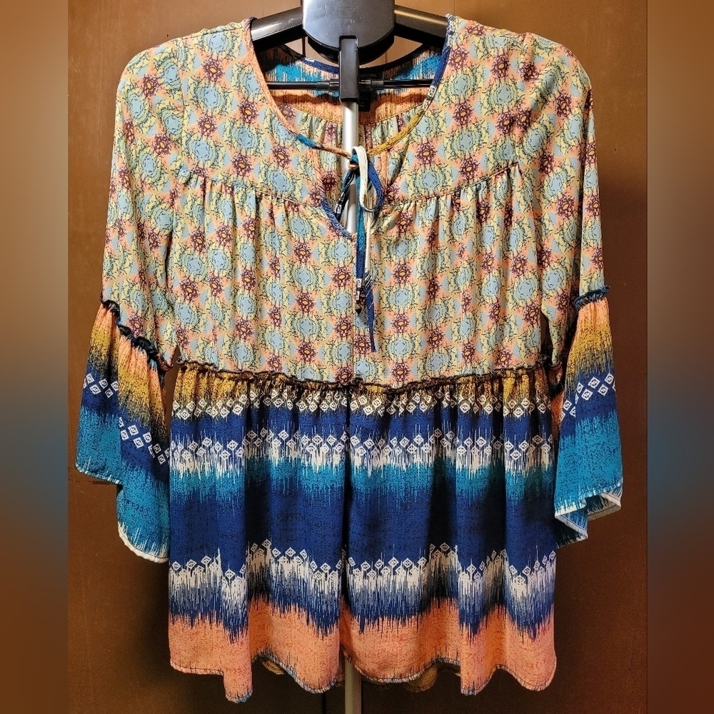 New Directions Sz S Boho Chic Flowing Tie Front Blouse ¾ Sleeve Blue Peach Multi